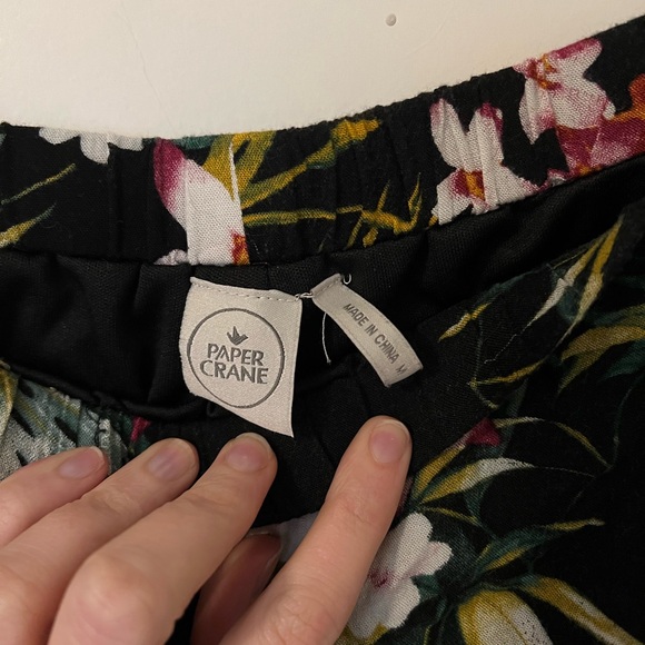 Tropical Print Shorts - Picture 3 of 4